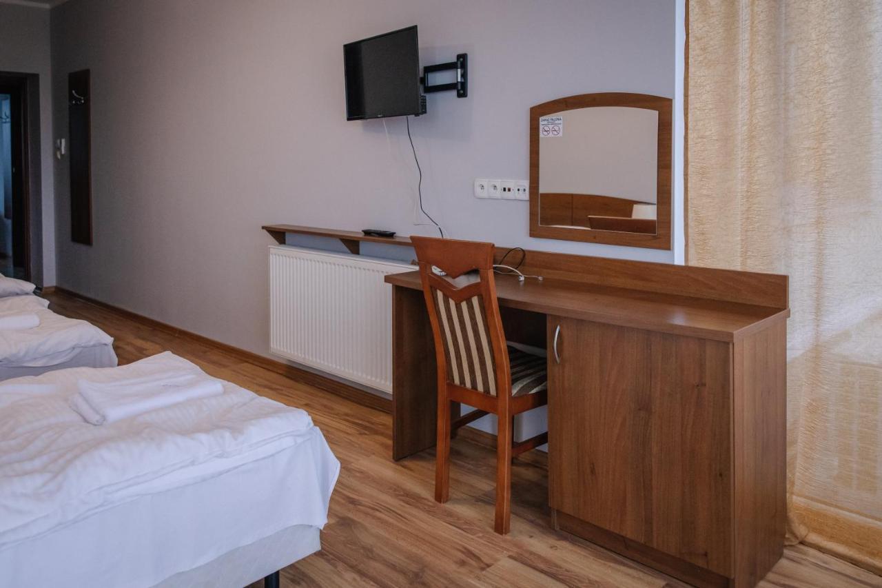Zajazd Blue Modla Krolewska Bagian luar foto