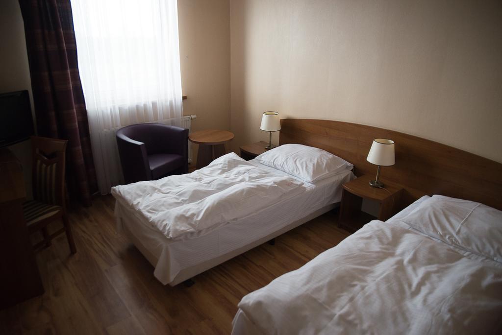 Zajazd Blue Modla Krolewska Bagian luar foto
